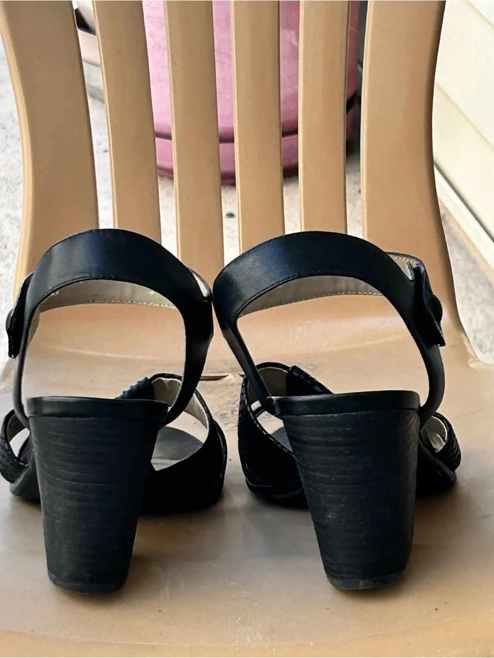 Women's Black Textured Strap Block Heel Sandals